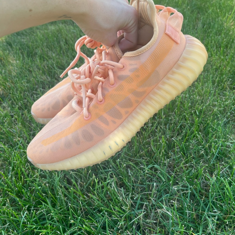 Yeezy Orange Peach Knit Low-Top Sneakers